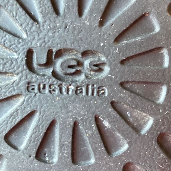 Ugg Bailey Triplet Button Tall Black Wash Black Snow Boots # 1874 Women’s Size 8 - Picture 16 of 16